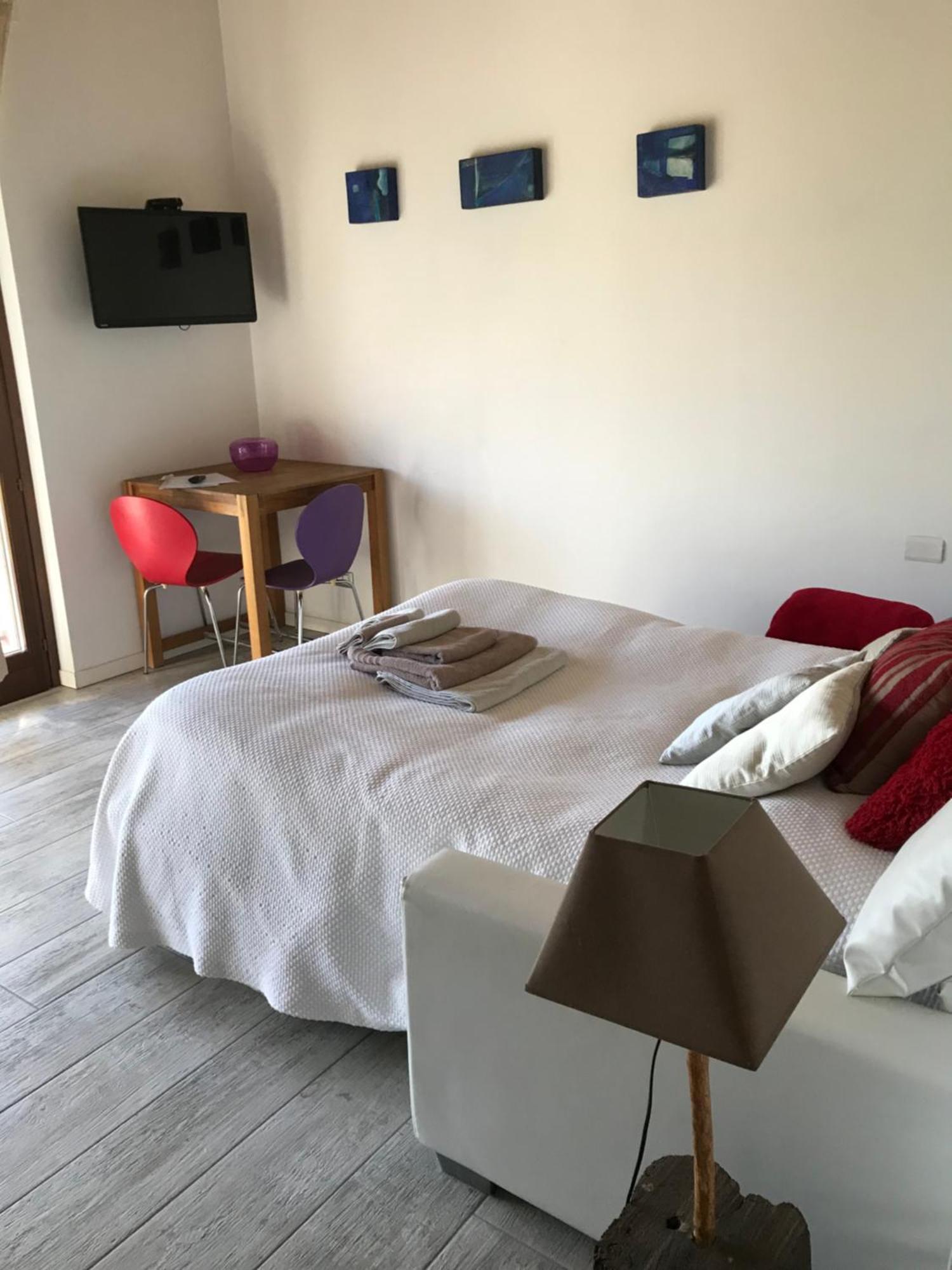 B&B Rooms Moncalvo Eksteriør billede